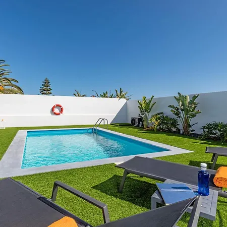 Natalia Vila Playa Blanca (Lanzarote)
